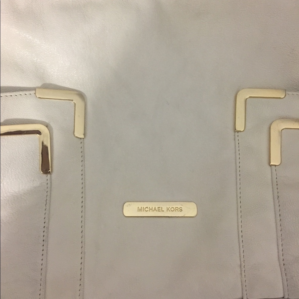 Authentic Michael kors shoulder bag